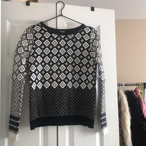 si-lae sweater